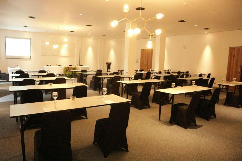 Tondano Yama Resort Indonesia מראה חיצוני תמונה